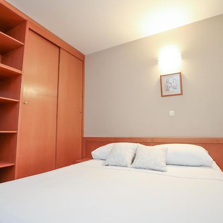 Apartments Vallis Rabiosa Zadar Rum bild