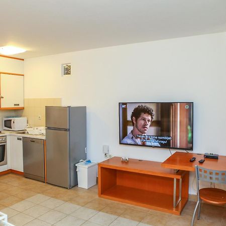 Apartments Vallis Rabiosa Zadar Rum bild