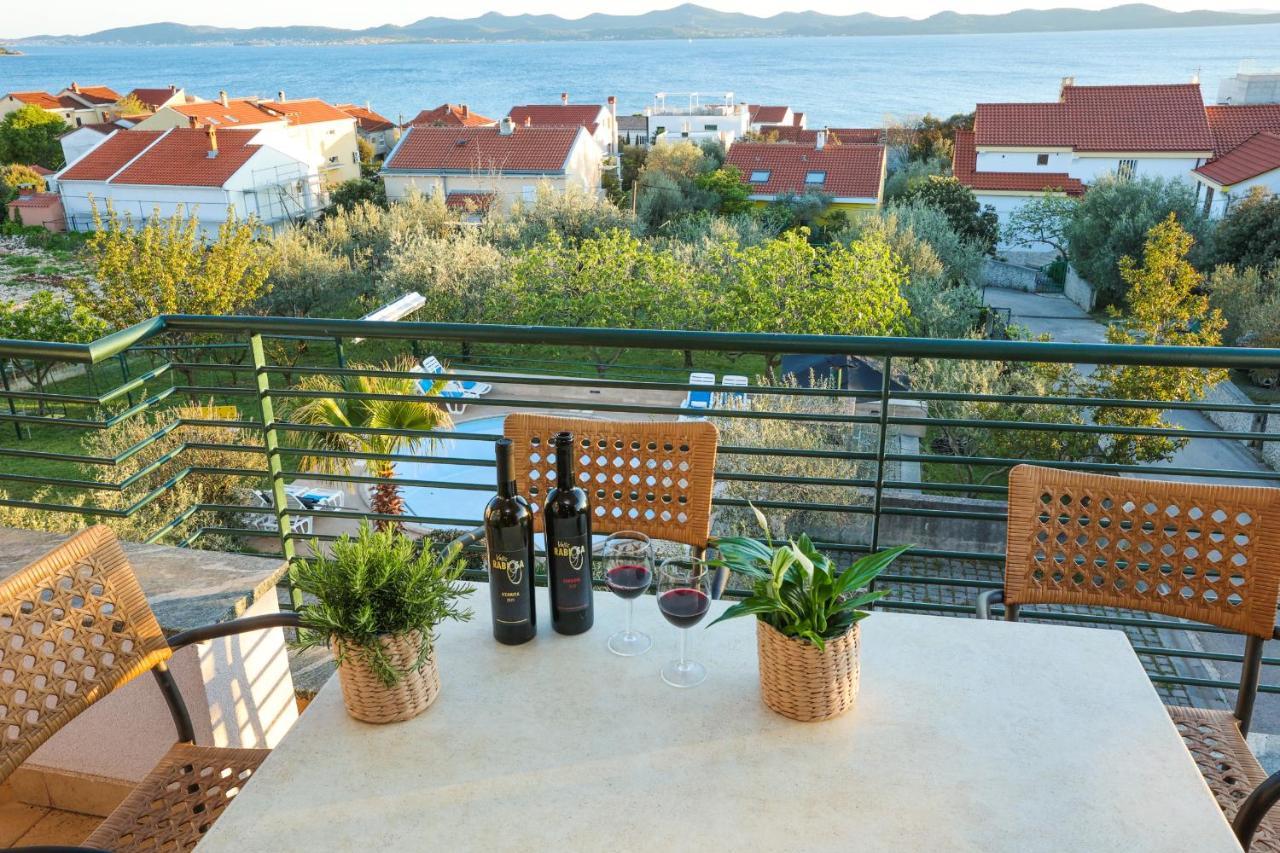 Apartments Vallis Rabiosa Zadar Rum bild