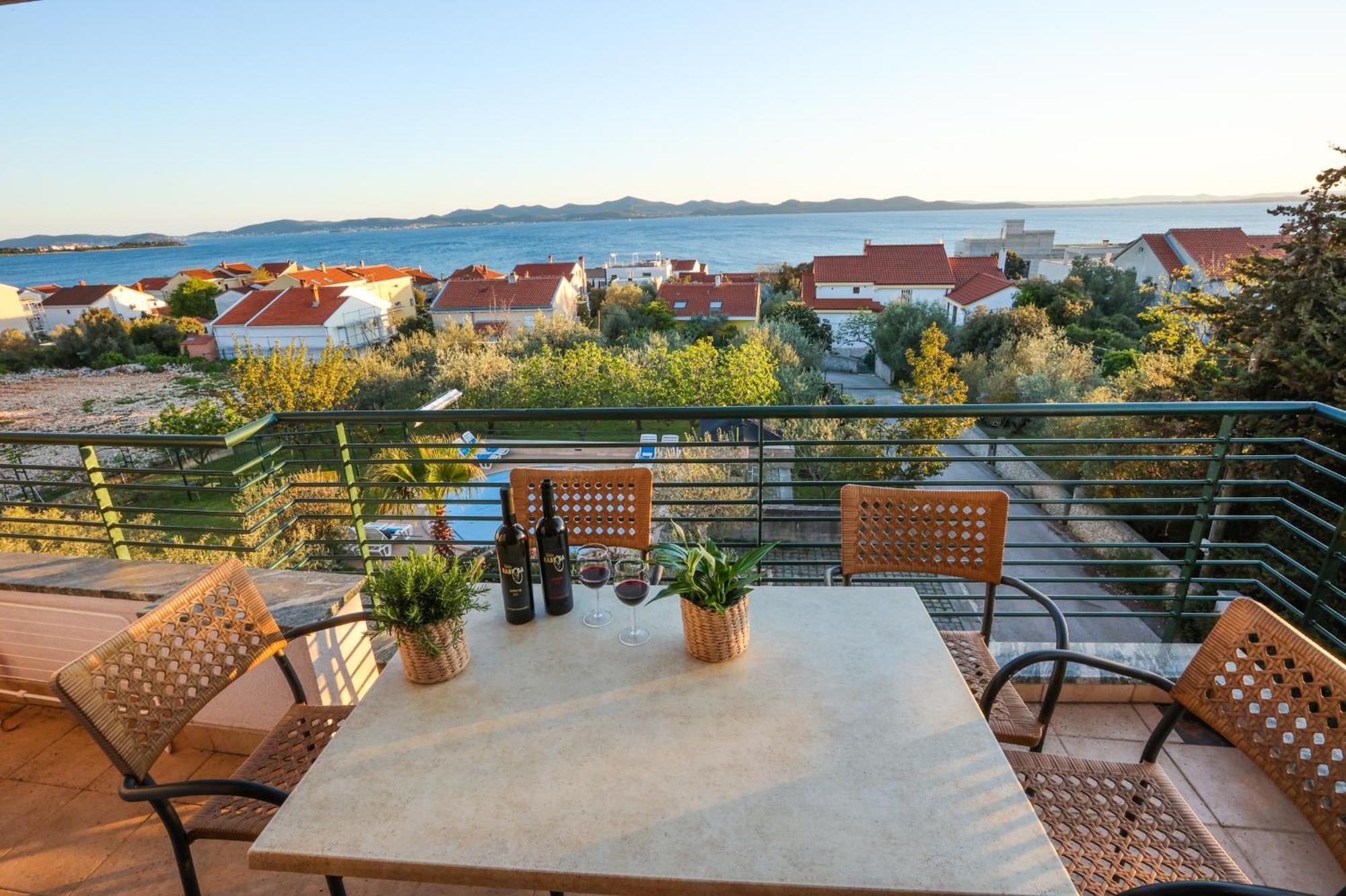 Apartments Vallis Rabiosa Zadar Rum bild